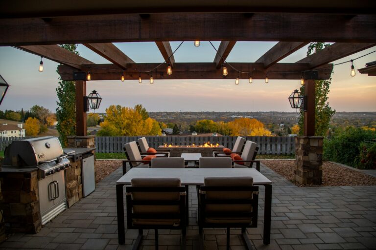 outdoor-kitchen